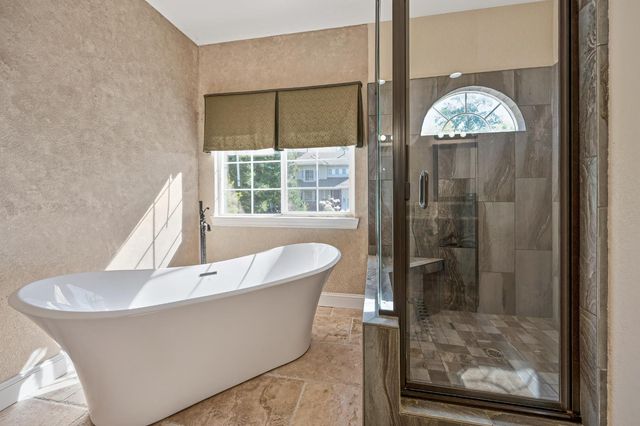 8626 Pershing Ave, Fair Oaks, CA 95628