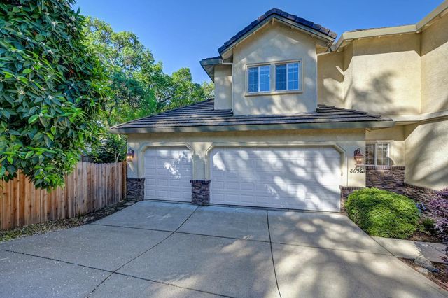 8626 Pershing Ave, Fair Oaks, CA 95628