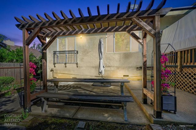 8626 Pershing Ave, Fair Oaks, CA 95628