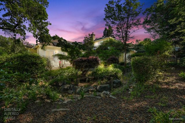 8626 Pershing Ave, Fair Oaks, CA 95628