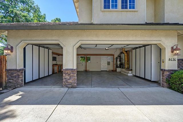 8626 Pershing Ave, Fair Oaks, CA 95628