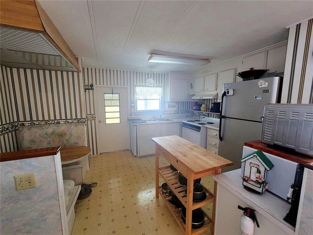 34616 MORNING GLORY GLEN, Zephyrhills, FL 33541