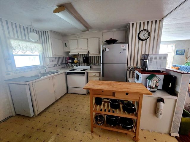 34616 MORNING GLORY GLEN, Zephyrhills, FL 33541