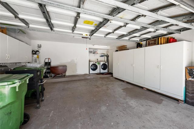 18510 NW 23rd St, Pembroke Pines, FL 33029