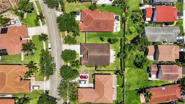 18510 NW 23rd St, Pembroke Pines, FL 33029