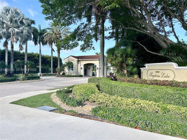 18510 NW 23rd St, Pembroke Pines, FL 33029