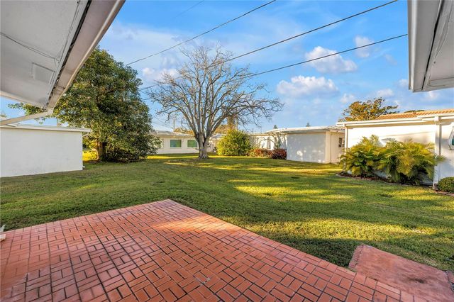 9840 MAINLANDS BOULEVARD W, Pinellas Park, FL 33782