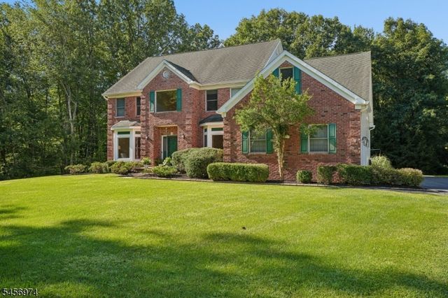 15 Victoria Ln, Morris Twp., NJ 07960