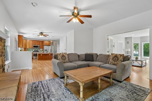 15 Victoria Ln, Morris Twp., NJ 07960