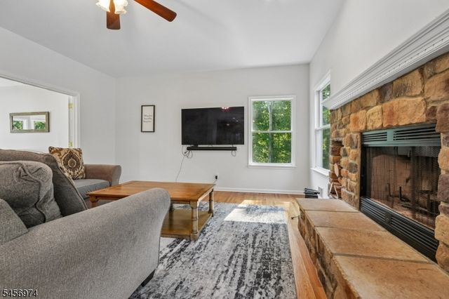 15 Victoria Ln, Morris Twp., NJ 07960