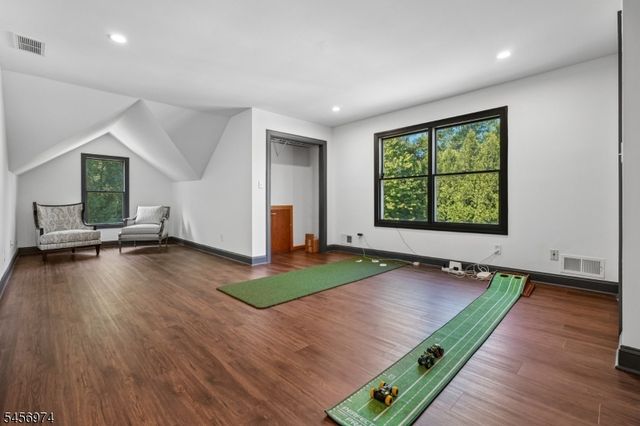 15 Victoria Ln, Morris Twp., NJ 07960