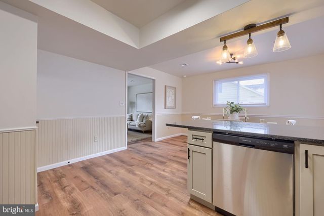 355 E FULTON ST, Ephrata, PA 17522