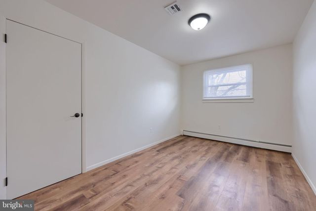 355 E FULTON ST, Ephrata, PA 17522