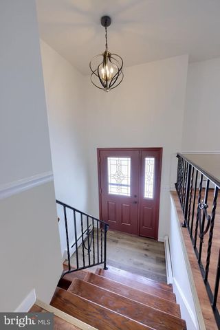 355 E FULTON ST, Ephrata, PA 17522