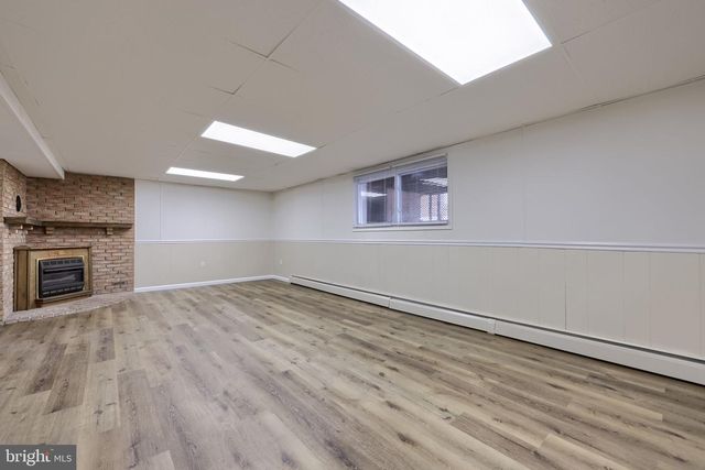 355 E FULTON ST, Ephrata, PA 17522