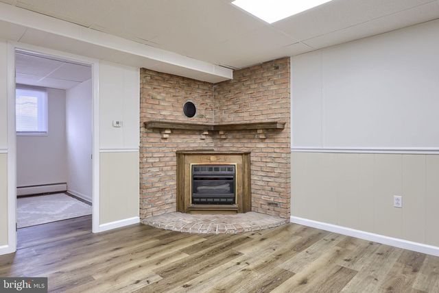 355 E FULTON ST, Ephrata, PA 17522