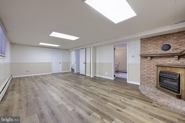 355 E FULTON ST, Ephrata, PA 17522