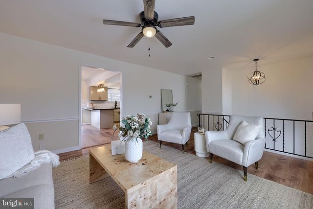 355 E FULTON ST, Ephrata, PA 17522