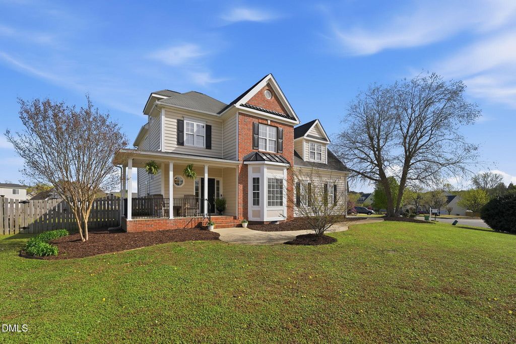 2050 Rosebriar Lane, Fuquay Varina, NC 27526