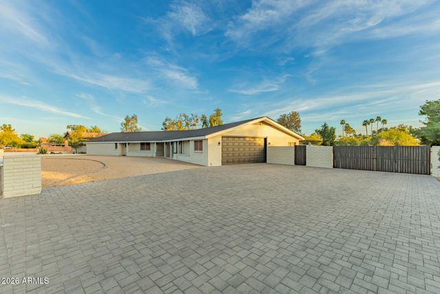 7143 W UNION HILLS Drive, Glendale, AZ 85308