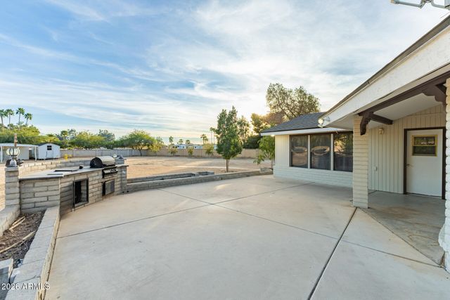 7143 W UNION HILLS Drive, Glendale, AZ 85308