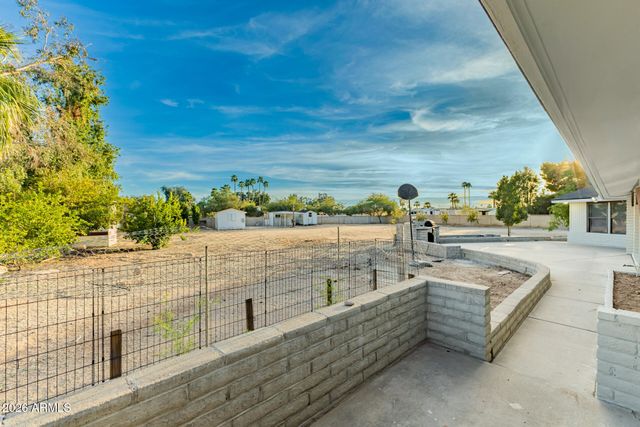 7143 W UNION HILLS Drive, Glendale, AZ 85308