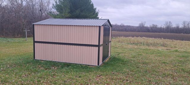 1399 Deckerville Road, Snover, MI 48472