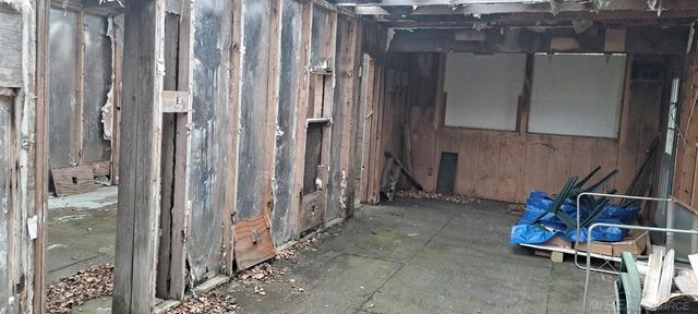 1399 Deckerville Road, Snover, MI 48472