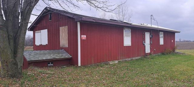 1399 Deckerville Road, Snover, MI 48472