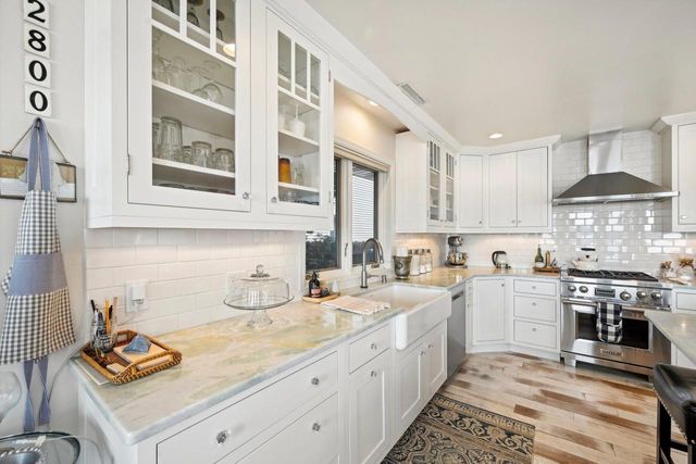 2800 Tomahawk Court, Middleton, WI 53562