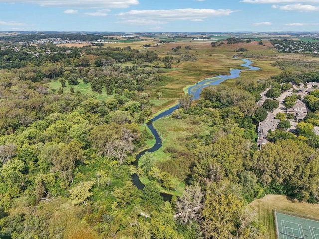 2800 Tomahawk Court, Middleton, WI 53562