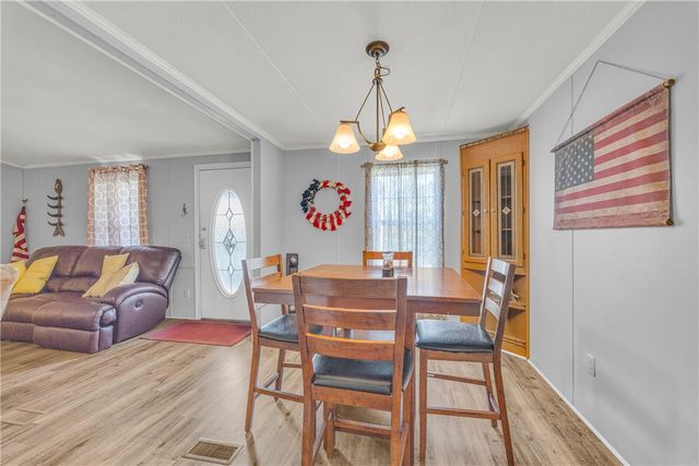 334 Lake Becky Road, Mountain Rest, SC 29664