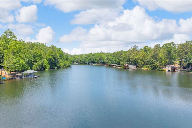 334 Lake Becky Road, Mountain Rest, SC 29664