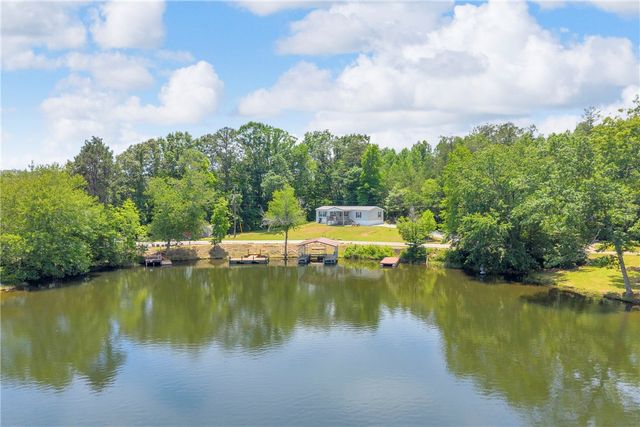 334 Lake Becky Road, Mountain Rest, SC 29664