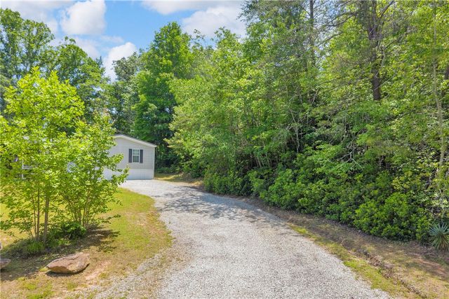 334 Lake Becky Road, Mountain Rest, SC 29664
