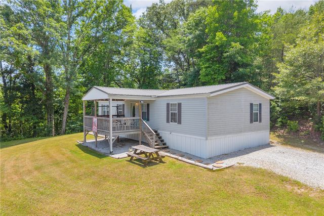 334 Lake Becky Road, Mountain Rest, SC 29664