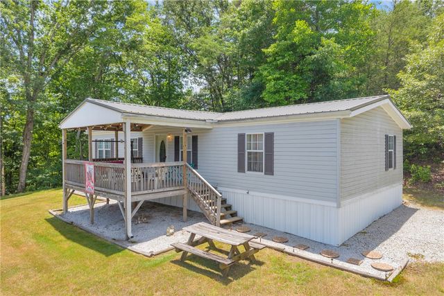 334 Lake Becky Road, Mountain Rest, SC 29664