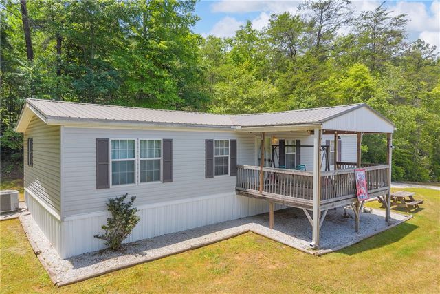 334 Lake Becky Road, Mountain Rest, SC 29664