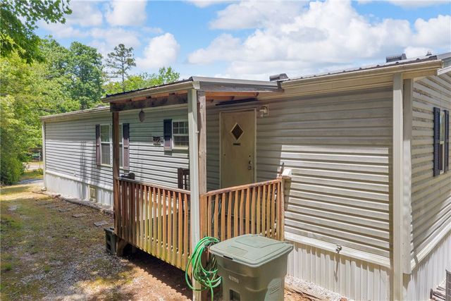 334 Lake Becky Road, Mountain Rest, SC 29664
