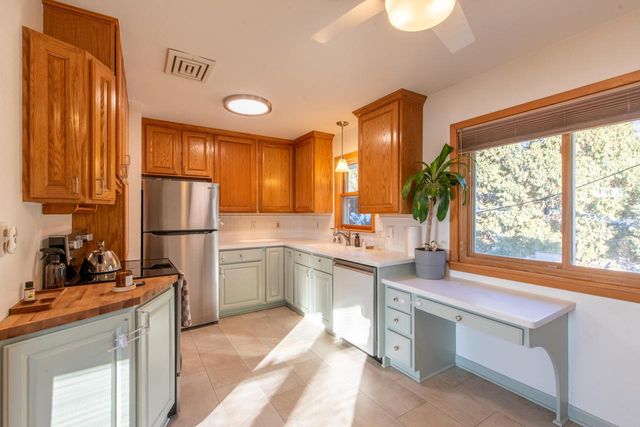 17530 Burnet STREET, Brookfield, WI 53045