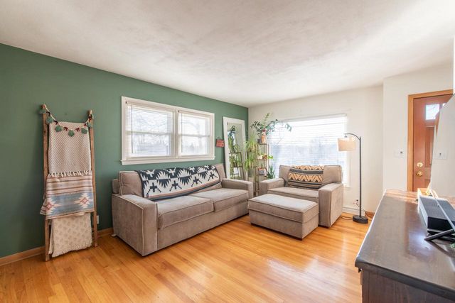 17530 Burnet STREET, Brookfield, WI 53045