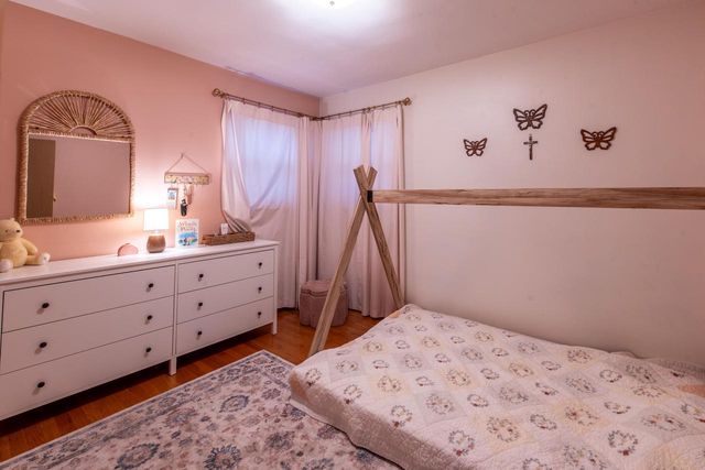 17530 Burnet STREET, Brookfield, WI 53045