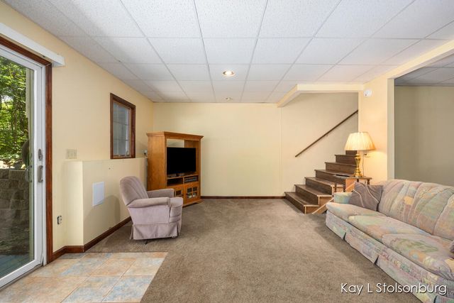 10714 Stoneridge Drive, Shelbyville, MI 49344