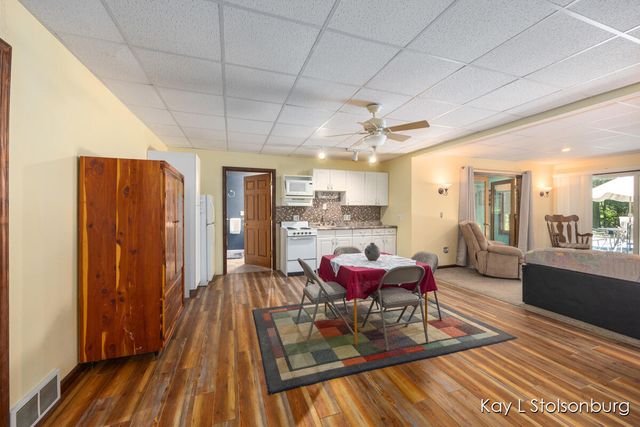 10714 Stoneridge Drive, Shelbyville, MI 49344