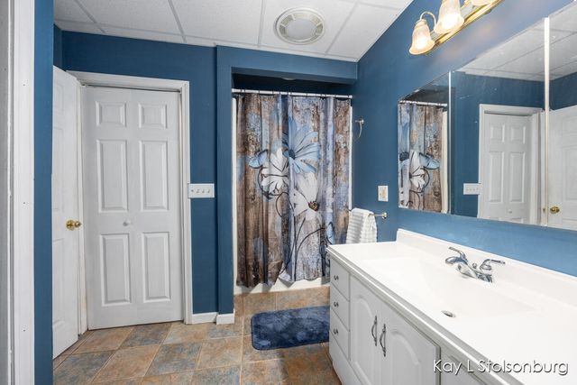 10714 Stoneridge Drive, Shelbyville, MI 49344