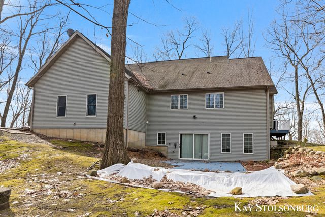 10714 Stoneridge Drive, Shelbyville, MI 49344