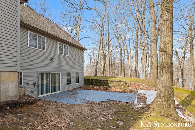 10714 Stoneridge Drive, Shelbyville, MI 49344