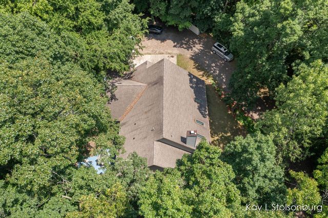 10714 Stoneridge Drive, Shelbyville, MI 49344