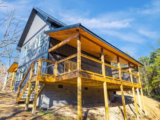 608 Cedar Road, Pigeon Forge, TN 37863