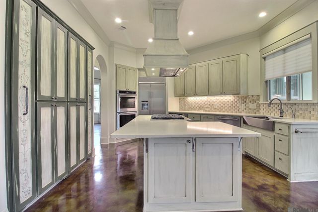 7470 Sevenoaks Ave, Baton Rouge, LA 70806